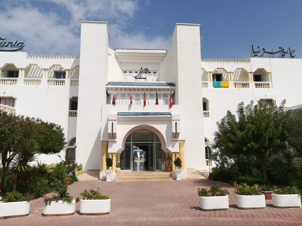 Lobby Hotel Neptunia Skanes