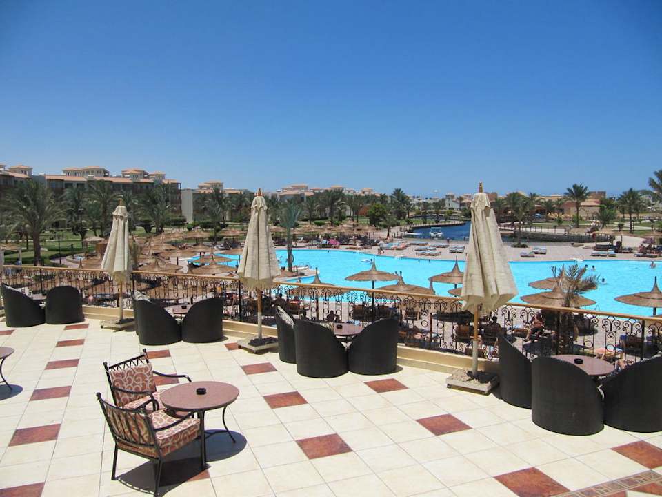 Terrasse am Pool Pickalbatros Dana Beach Resort - Hurghada