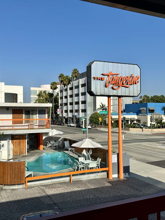 Pool The Tangerine -  a Burbank Hotel
