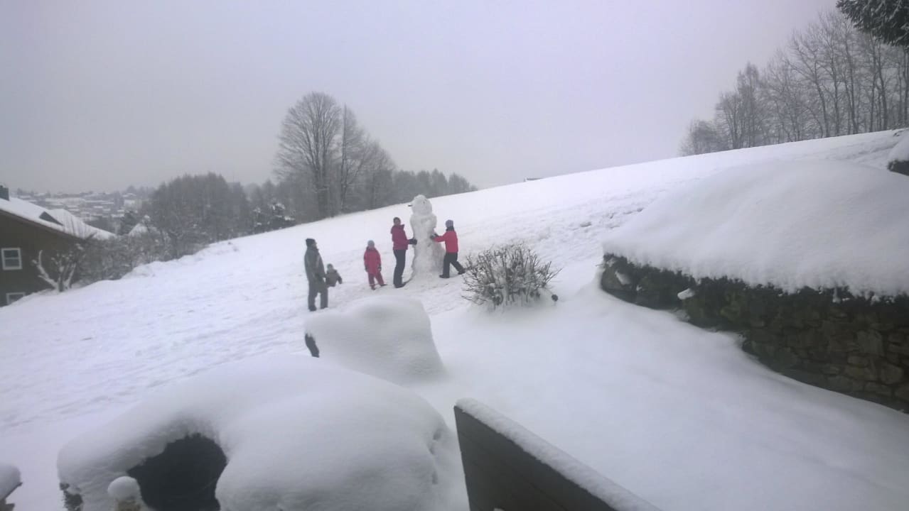 Schnee ohne Ende Landhotel Magdalenenhof