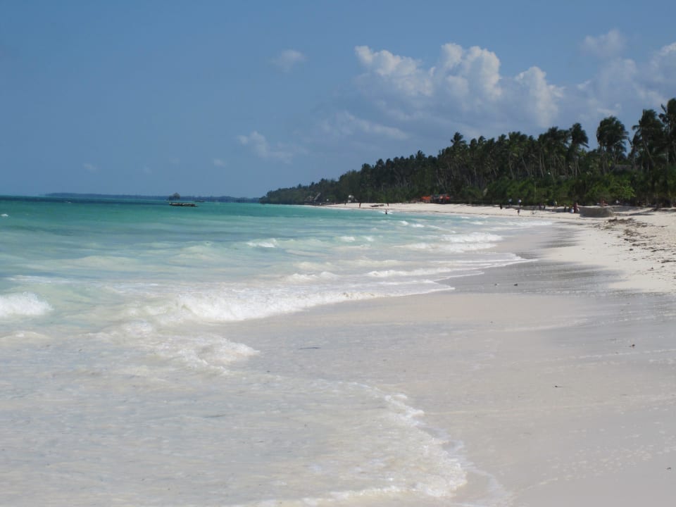 Strand Neptune Pwani Beach Resort & Spa