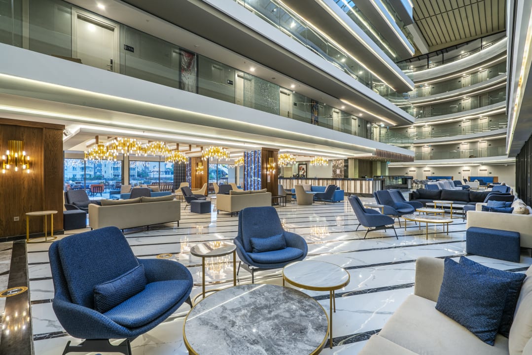 Lobby Arnor de Luxe Hotel & Spa