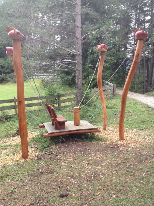Abenteuerspielplatz im Zauberwald Familotel Lärchenhof