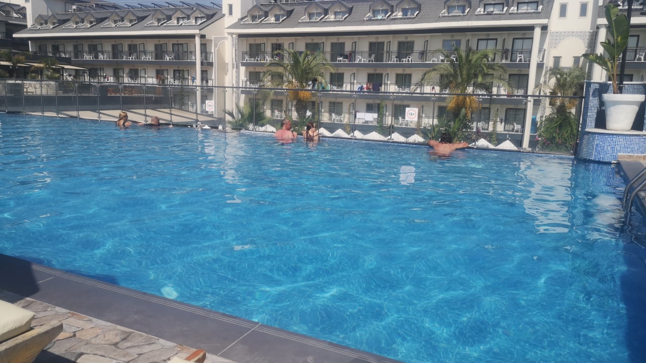 Pool Dream World Palace Hotel