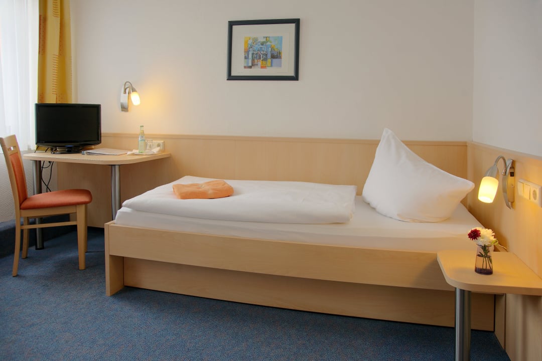 Einzelzimmer Hotel Goldener Adler