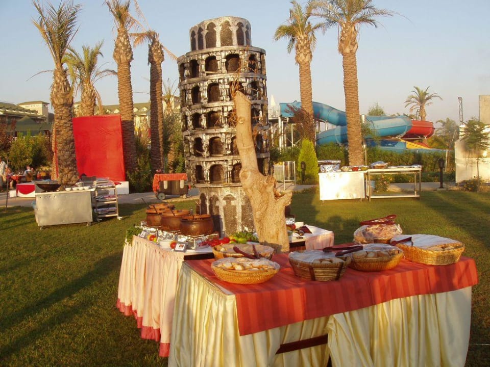 Teil des Buffet am Galaabend Trendy Aspendos Beach Hotel