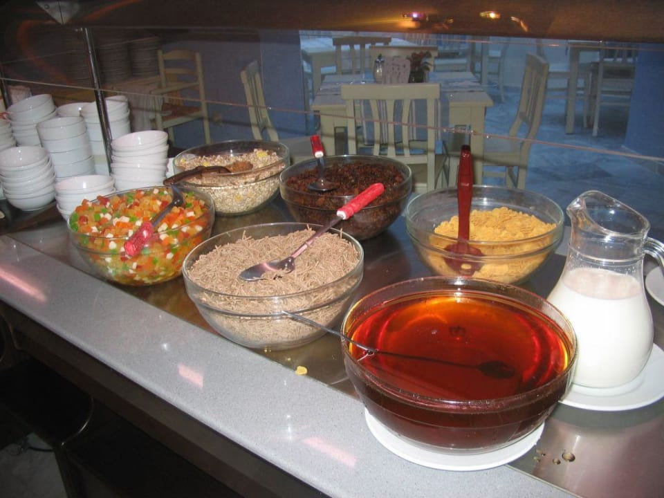 Frühstück:Müsli, Milch, Honig Nefeli Hotel Rethymno