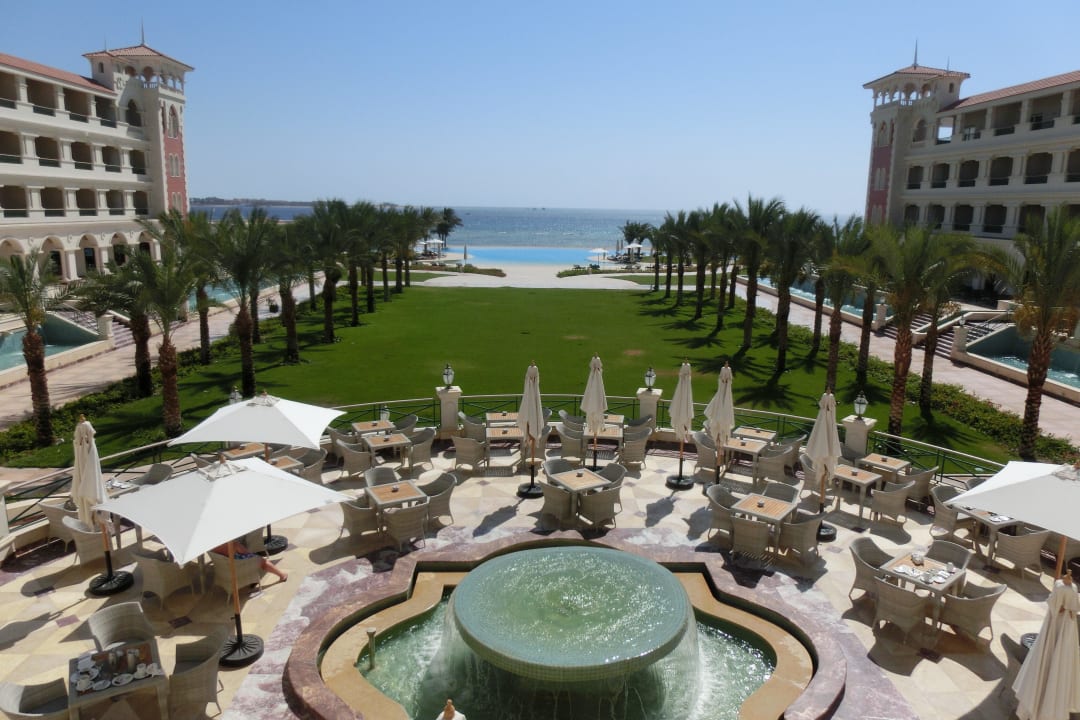 Wundervolle Terrasse vom Red Sea Restaurant Baron Palace Sahl Hasheesh