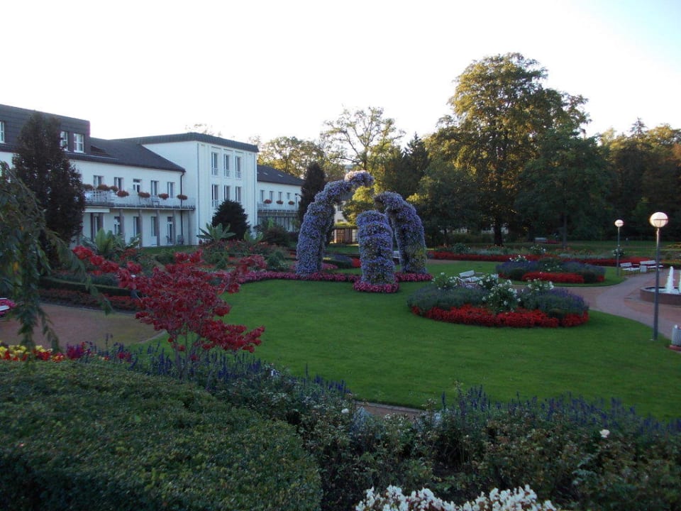 Kurpark mit Blick auf Hotel Best Western Premier Park Hotel & Spa
