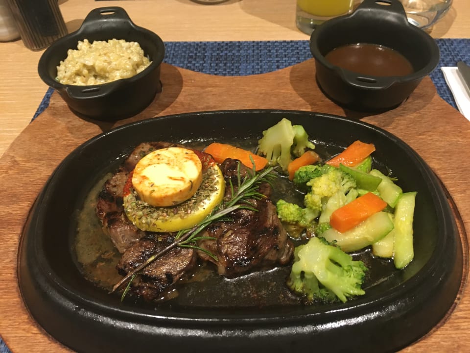 Gastro Acanthus Cennet Barut Collection