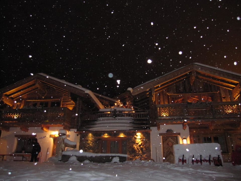 Schneeflöckchen Almdorf Flachau