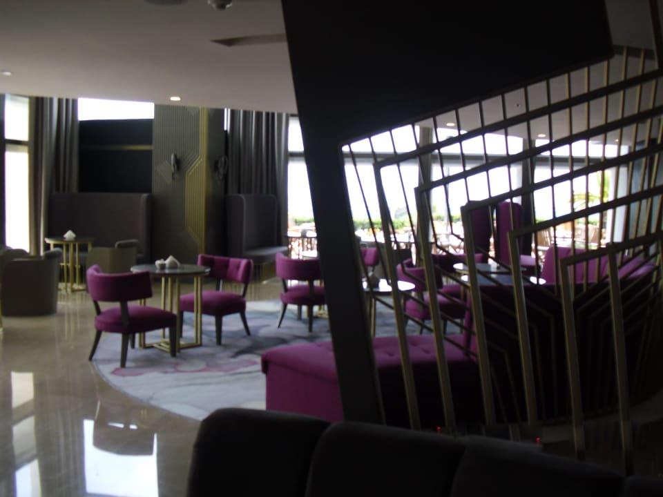 Patisserie Side Star Elegance