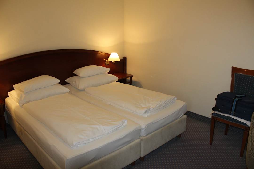 Zimmer Austria Trend Hotel Schloss Wilhelminenberg