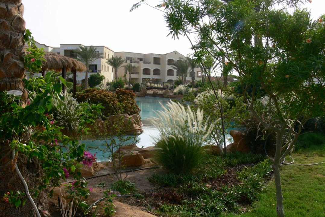 Ogród Regency Plaza Aqua Park & Spa