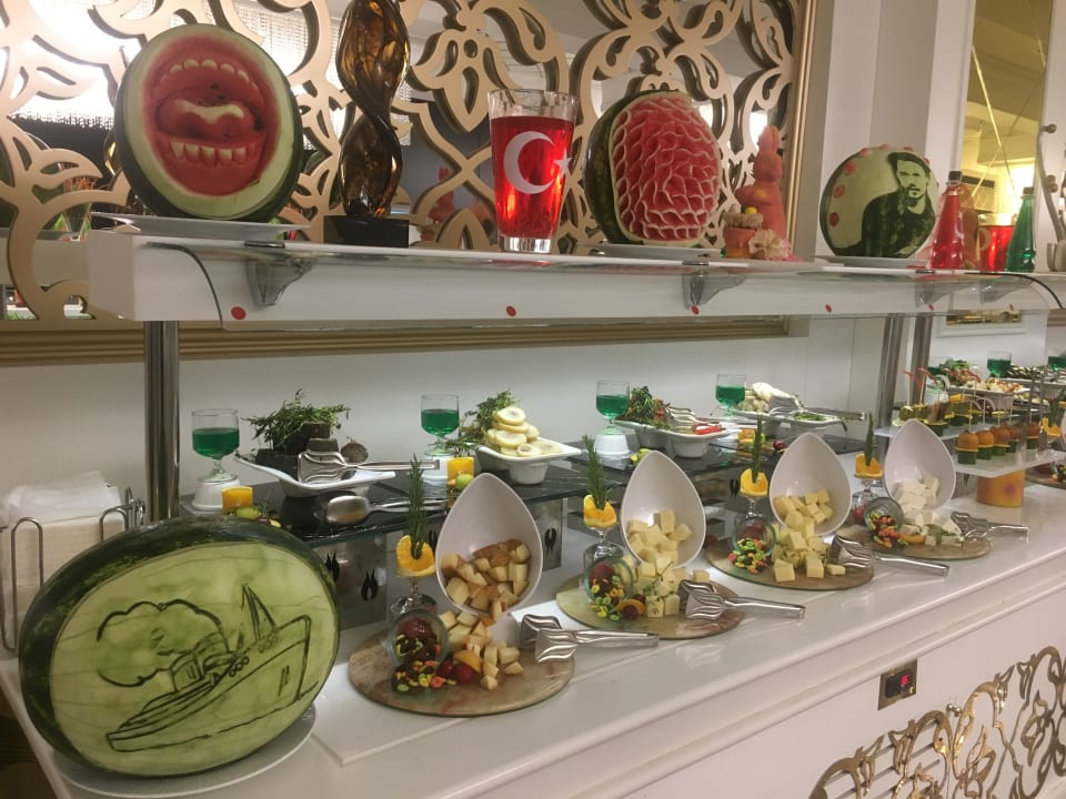 Gastro Side Royal Palace Hotel & Spa