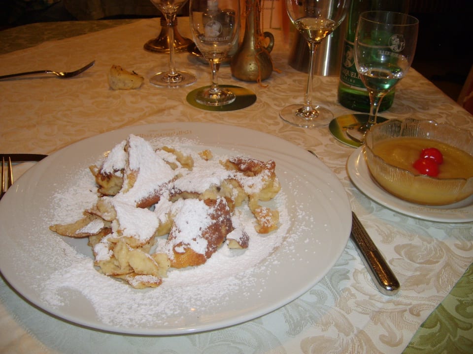Kaiserschmarren mit Alpfelmus...lecker Hotel Gletscherblick