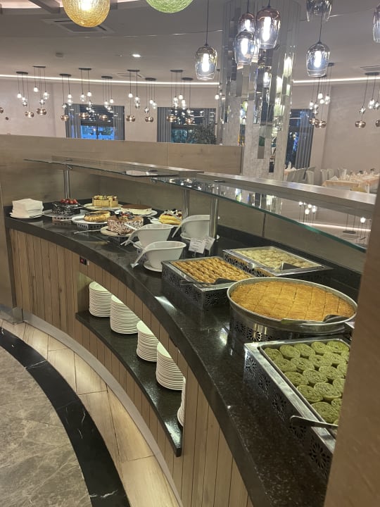 Gastro Royal Wings Hotel