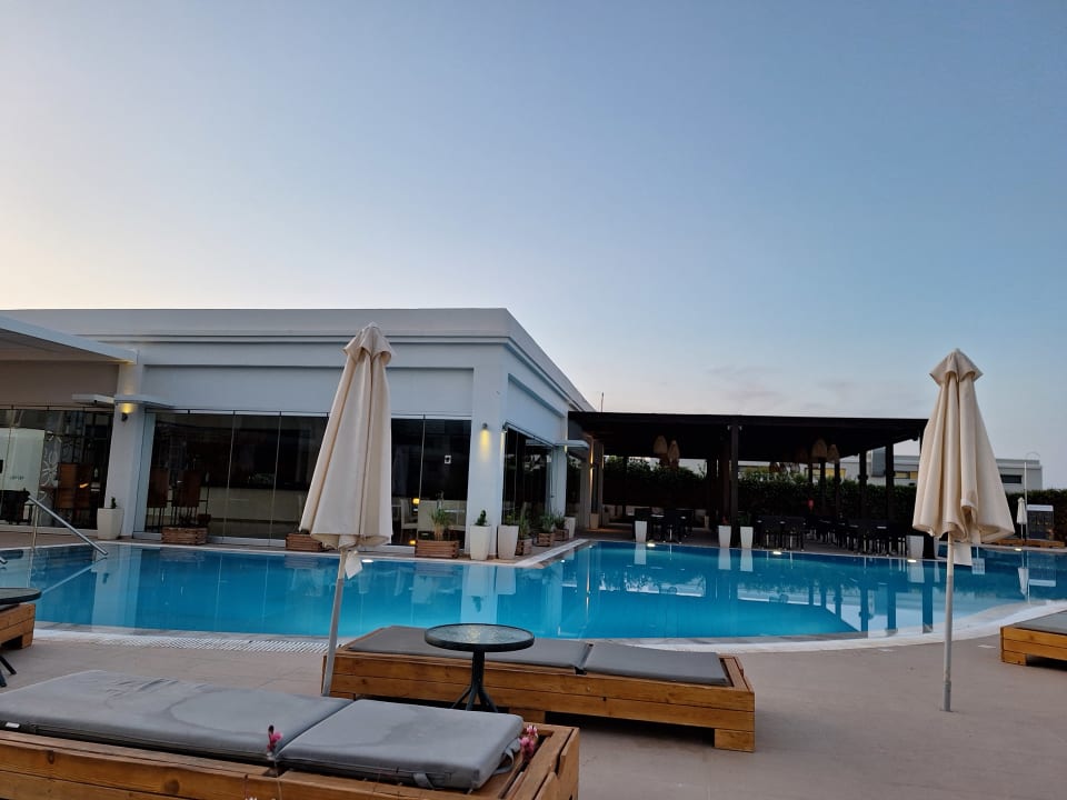 Pool Asterias Beach Resort