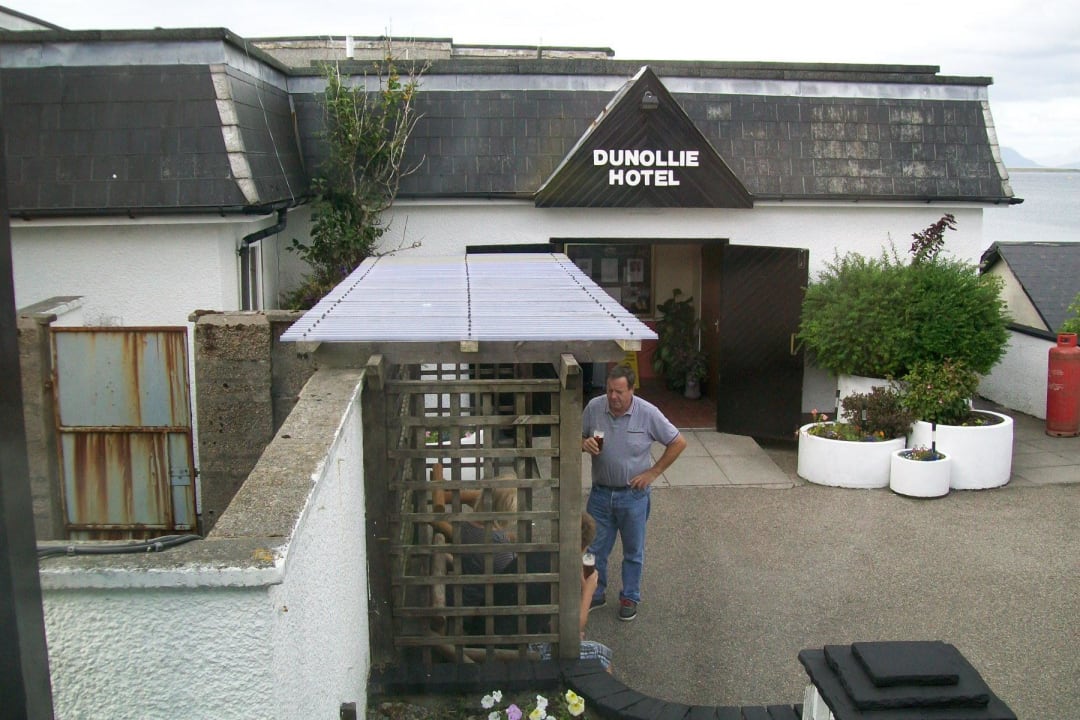 Hoteleingang Hotel Dunollie