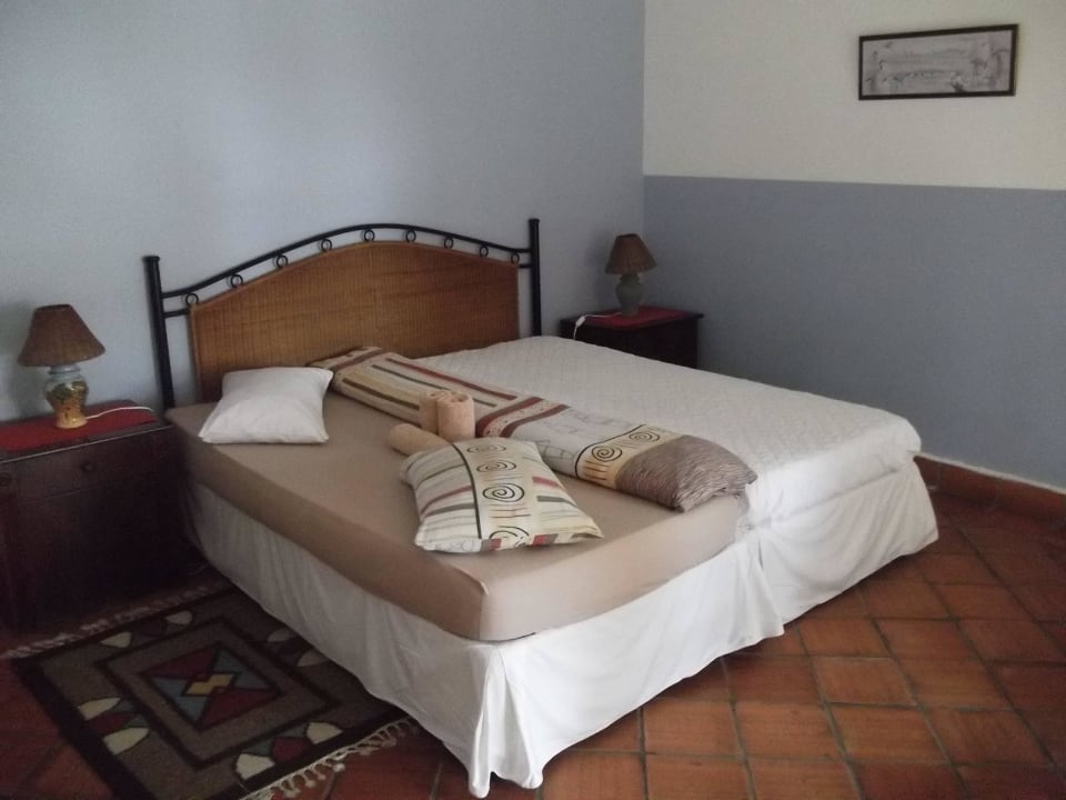 Ein schönes großes Bett Ocean House Swakopmund