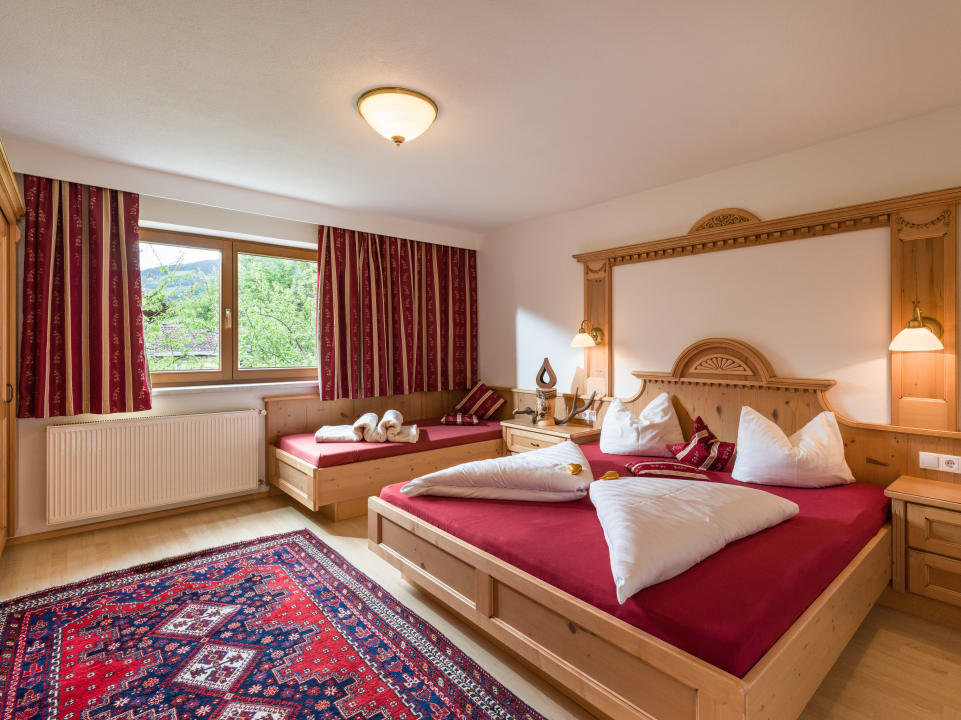 Zimmer Apartments Alpinschlössl Mayrhofen im Zillertal
