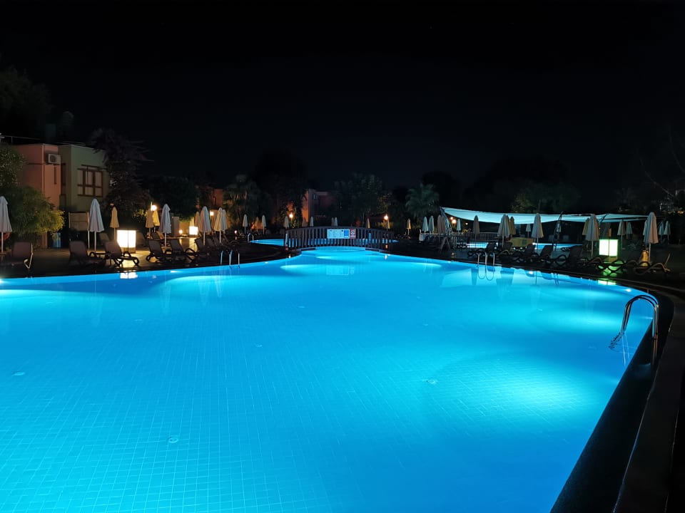 Pool VONRESORT Golden Beach