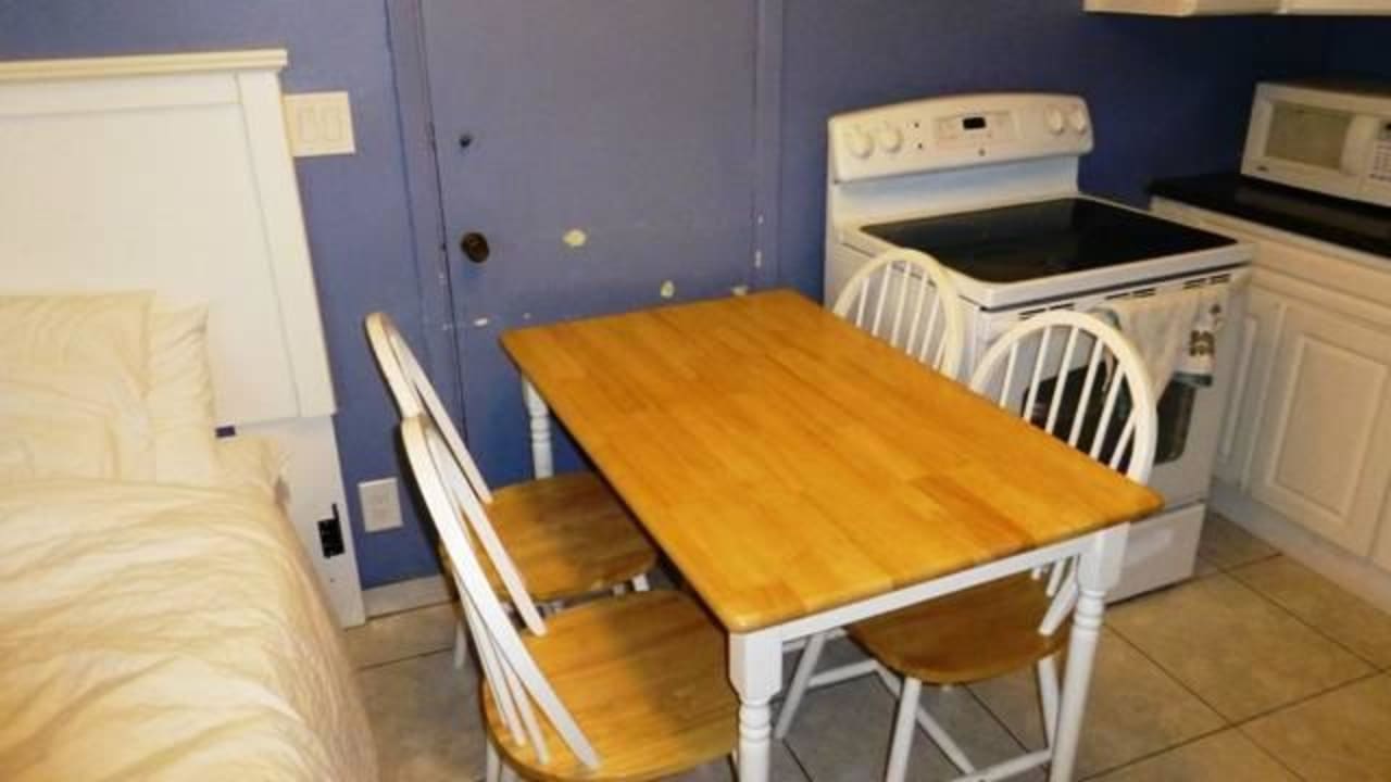 "gemütliches Zimmer"  Premiere Hotel