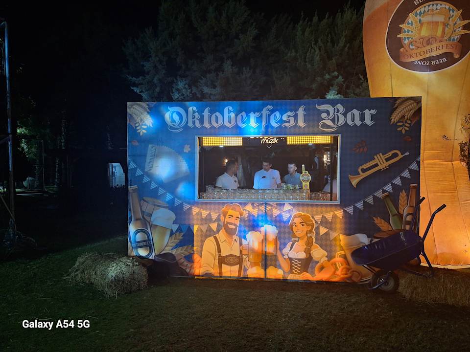 Außenansicht Saturn Palace Resort Hotel