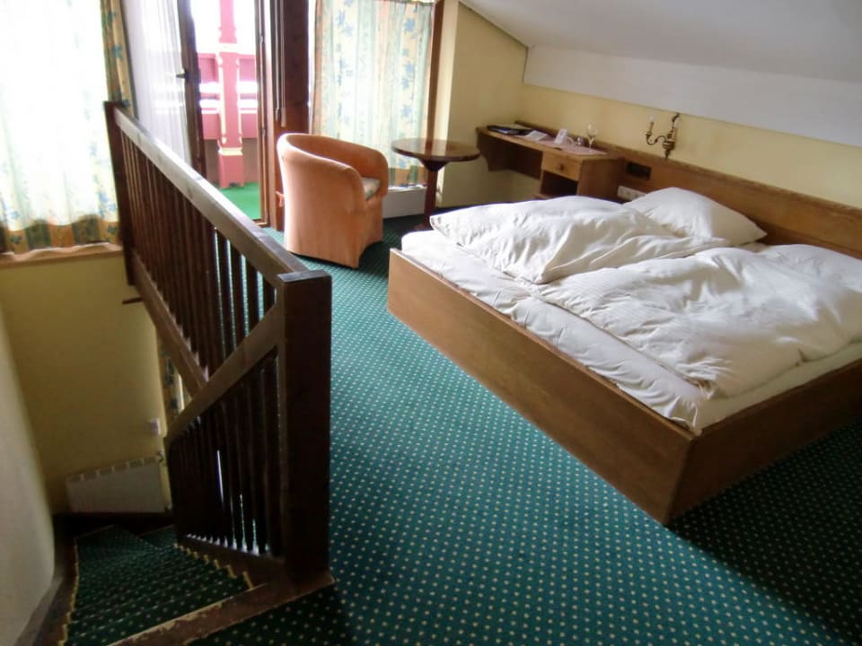 Schlafzimmer oberer Bereich Familotel Kaiserhof