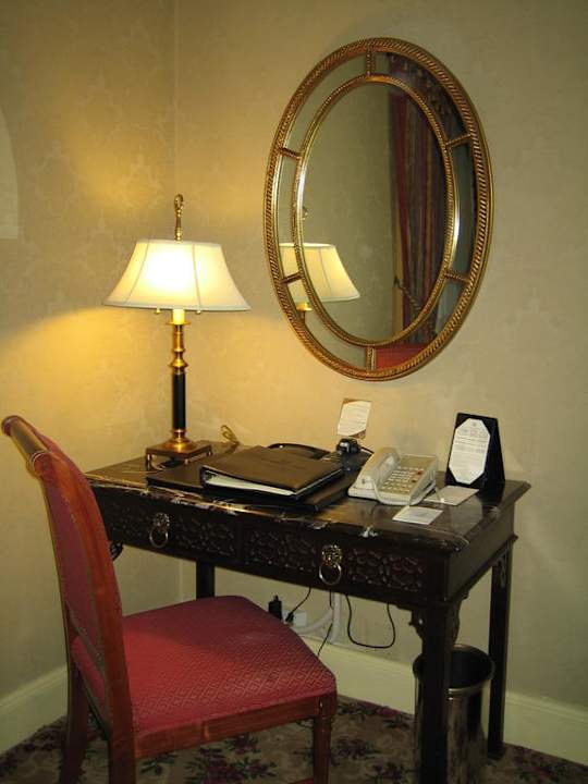 Schreibtisch The Waldorf Astoria New York
