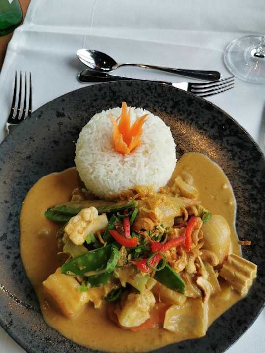 Gastro Riverside Hotel