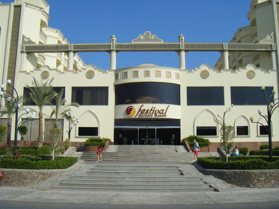 Hoteleingang Riviera Aqua Park Resort