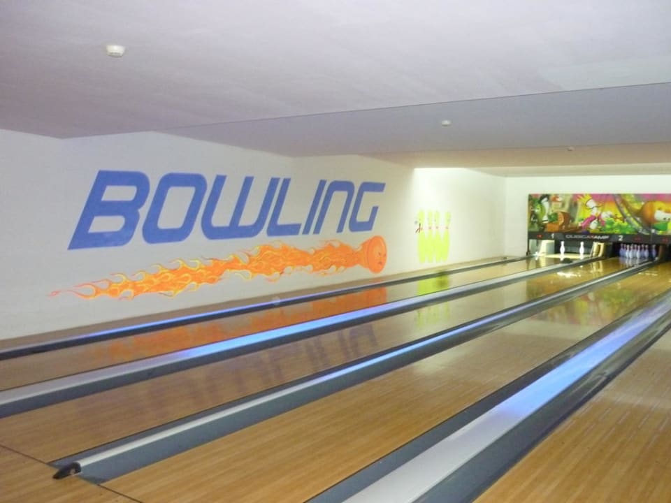 Bowlingbahn Aqua Fantasy Aquapark Hotel & Spa