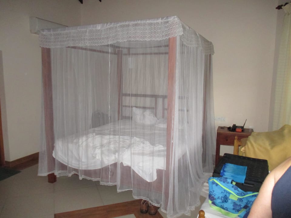 Bett Warahena Beach Hotel Bentota Village