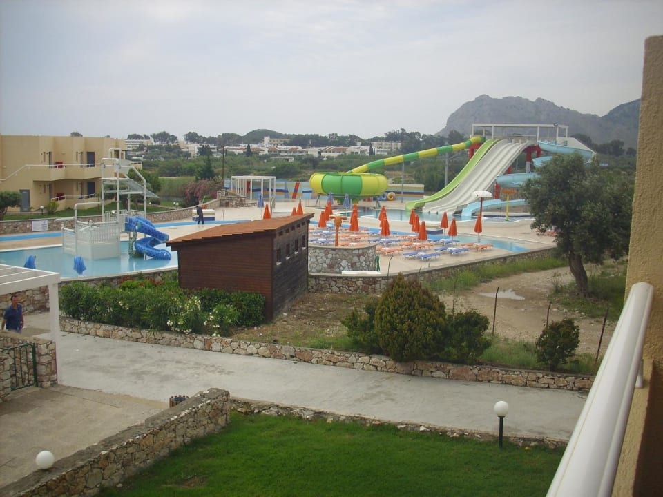 Blick vom Zimmer 402 Atlantica Mikri Poli Rhodes