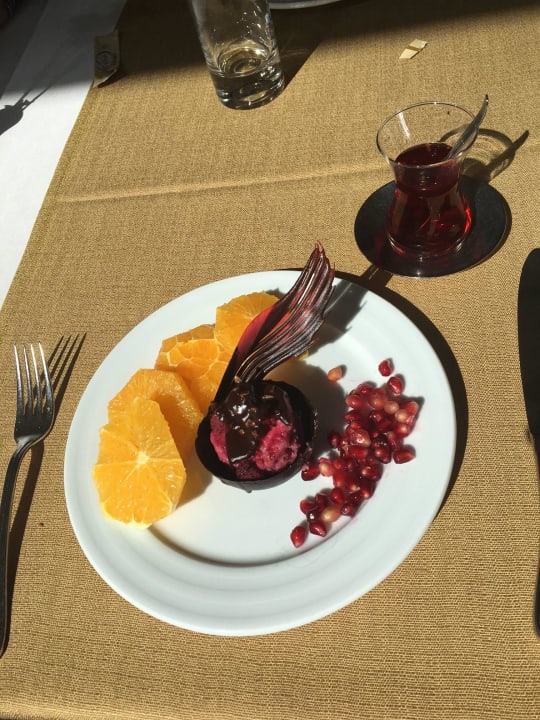 Nachtisch Arum Barut Collection