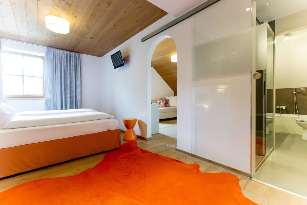 Juniorsuite mit Balkon für bis zu 4 Personen Hotel Stroblerhof