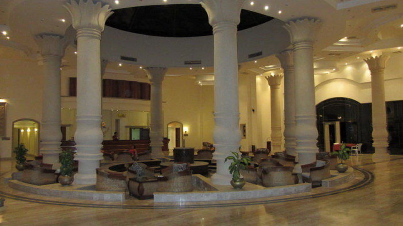 Recepcja Coral Hills Resorts & SPA