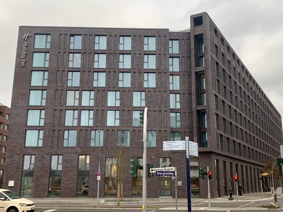 Außenansicht Holiday Inn Hamburg - HafenCity
