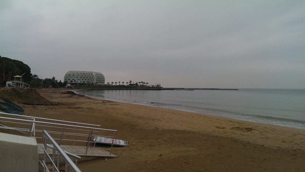 Der hoteleigene Strand Alaiye Resort & Spa