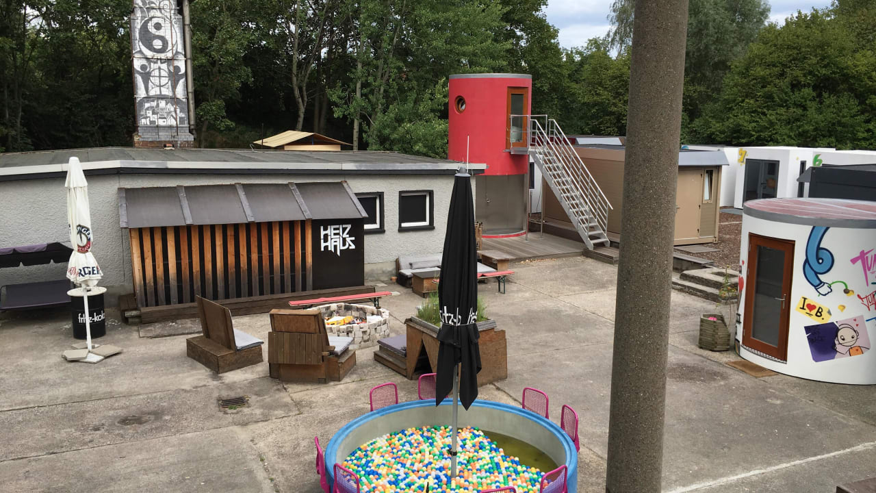 Das Gelände Qbe Hotel Heizhaus Berlin