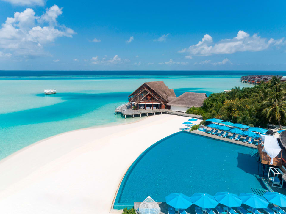 Strand Anantara Dhigu Maldives Resort