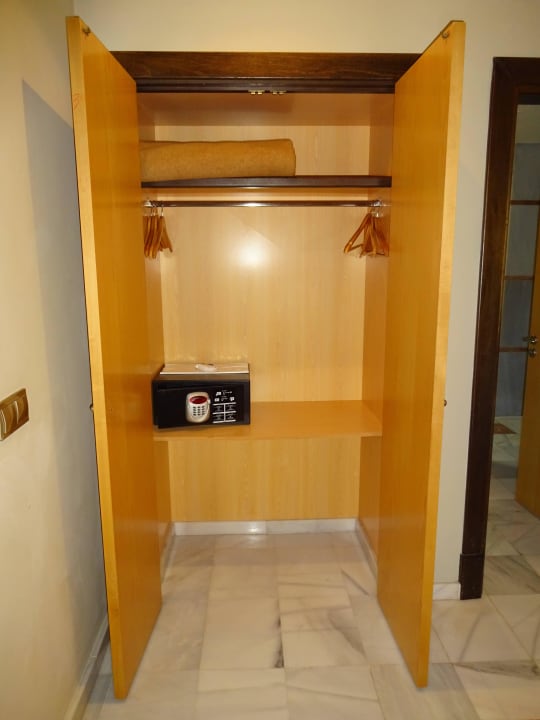 Schrank mit Safe R2 Pajara Beach