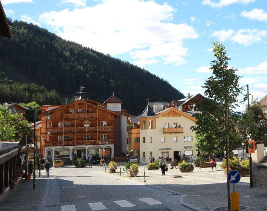 Ansicht von der Kirche Mountain Residence Christophorus
