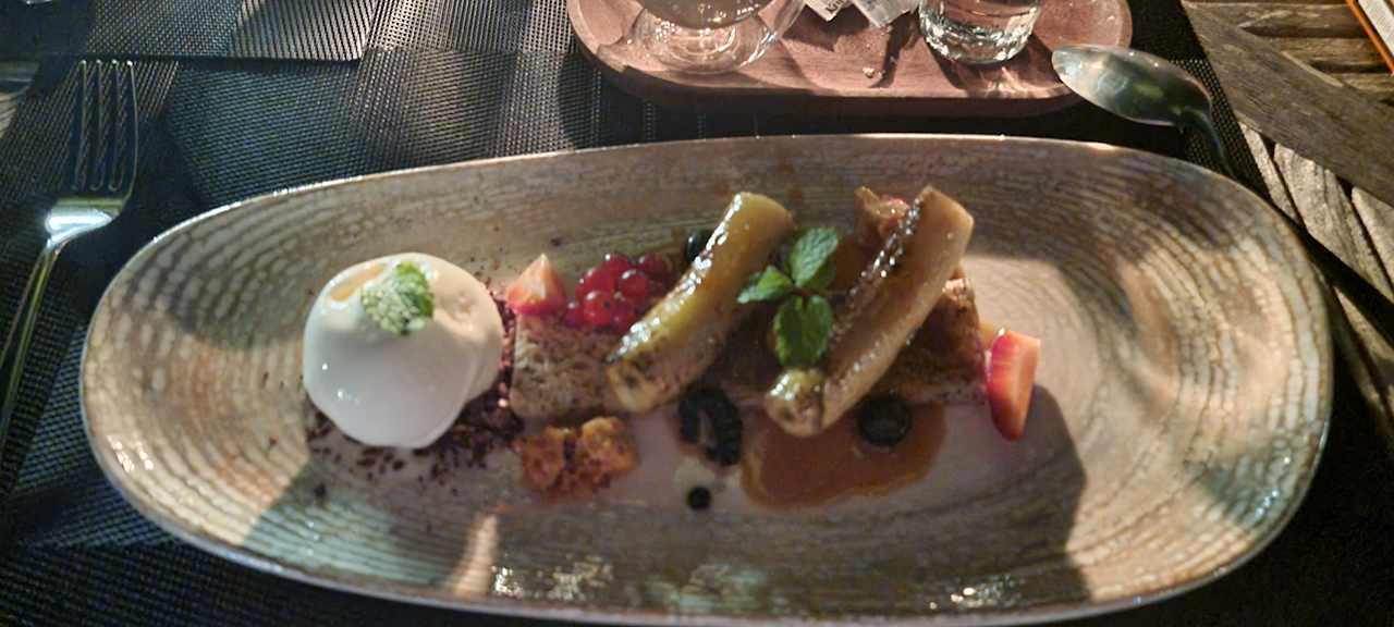 Gastro Kuredu Island Resort & Spa