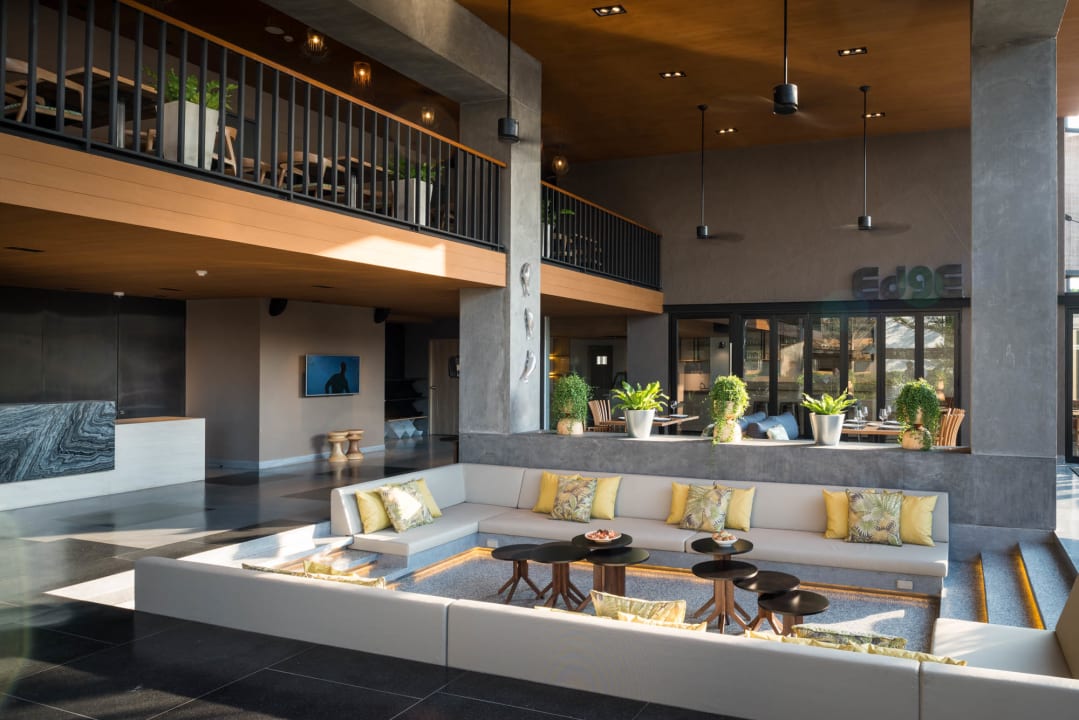 Lobby The Silver Palm Wellness Resort