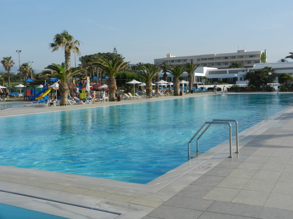 50m Pool klasse zum Schwimmen Lyttos Beach Hotel