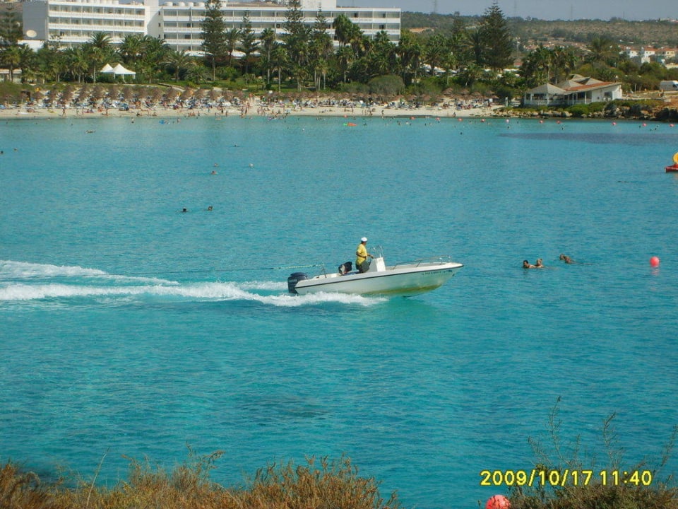 Motorboot Atlantica Aeneas Resort