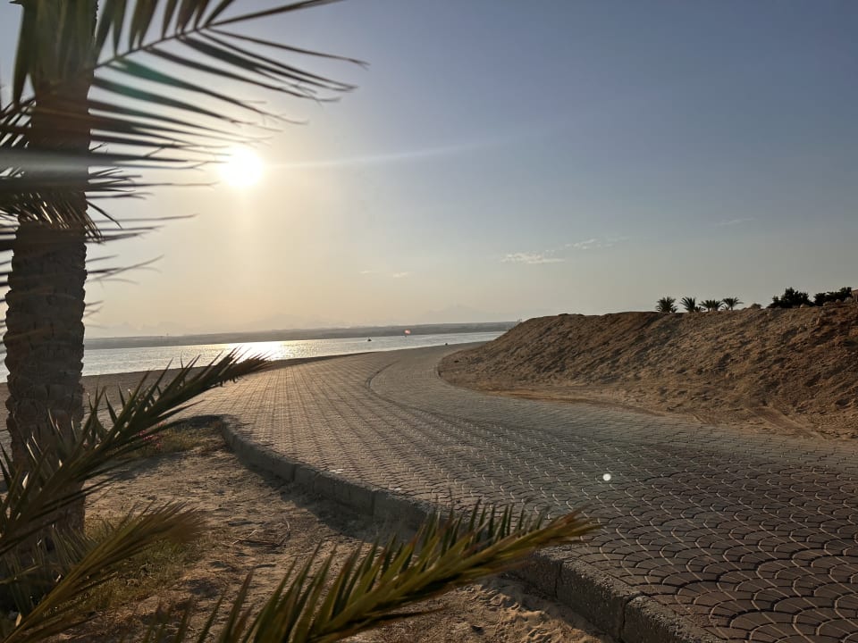 Strand The V Luxury Resort Sahl Hasheesh