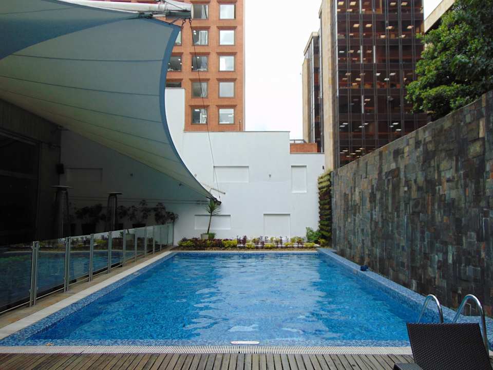Pool Hotel Hilton Bogota